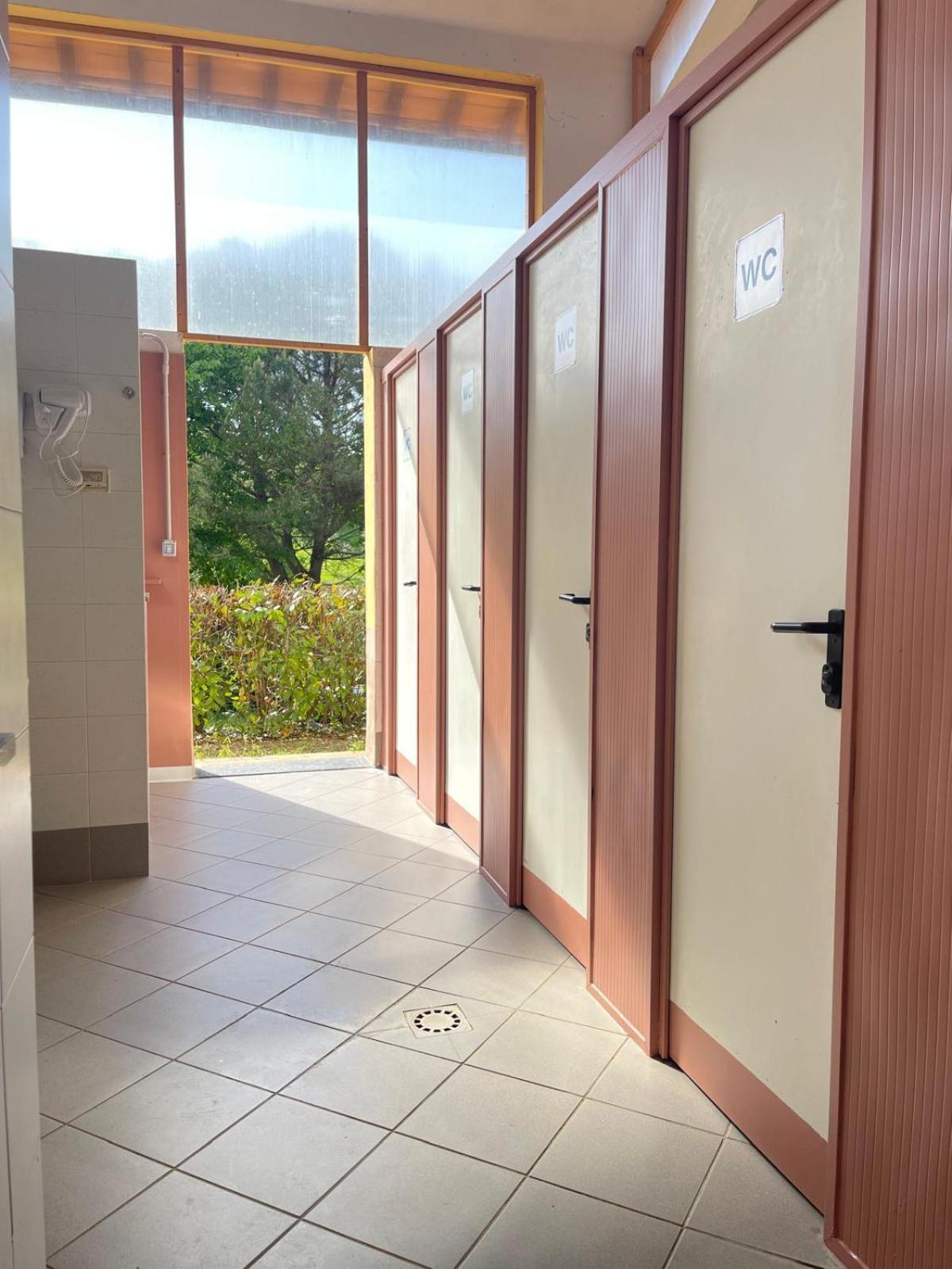 Toscana Holiday Village Монтополи-ин-Валь-д'Арно Экстерьер фото